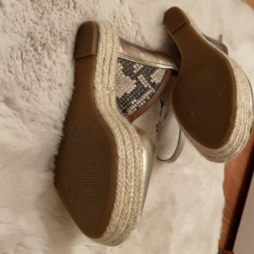 Enzo Angiolini Gold Espadrilles with reptile pattern sz6 - Picture 5 of 7